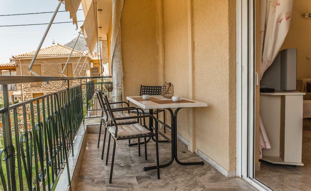 Filothei Apartments Mikra Mandinia Exterior photo